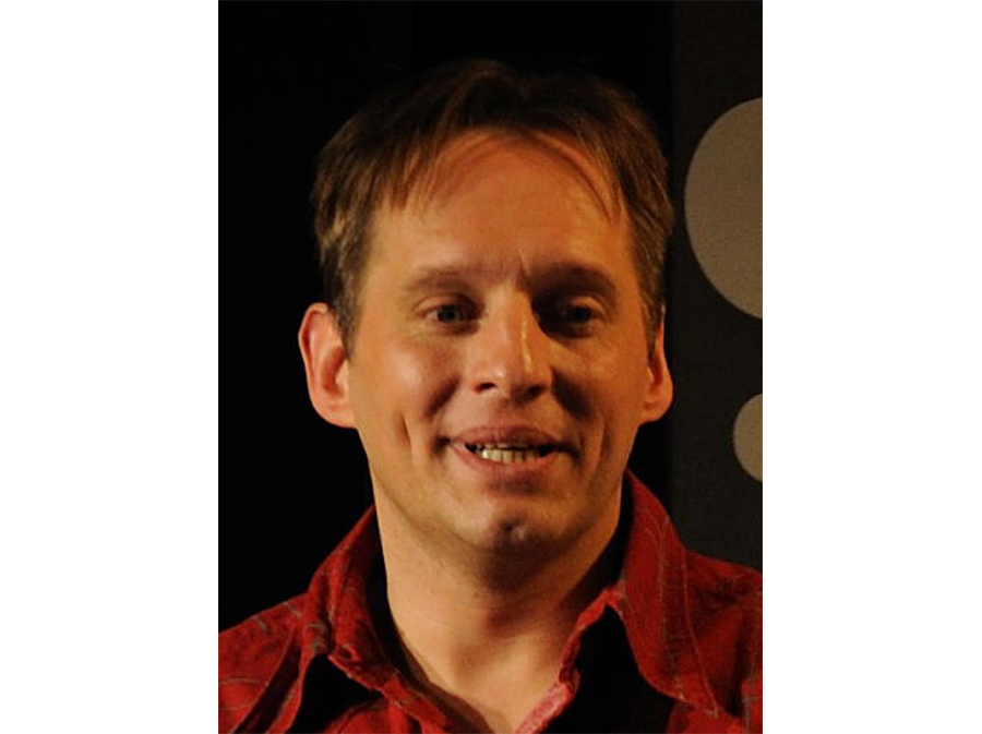 igor in der kaktusbluete 4.jpg